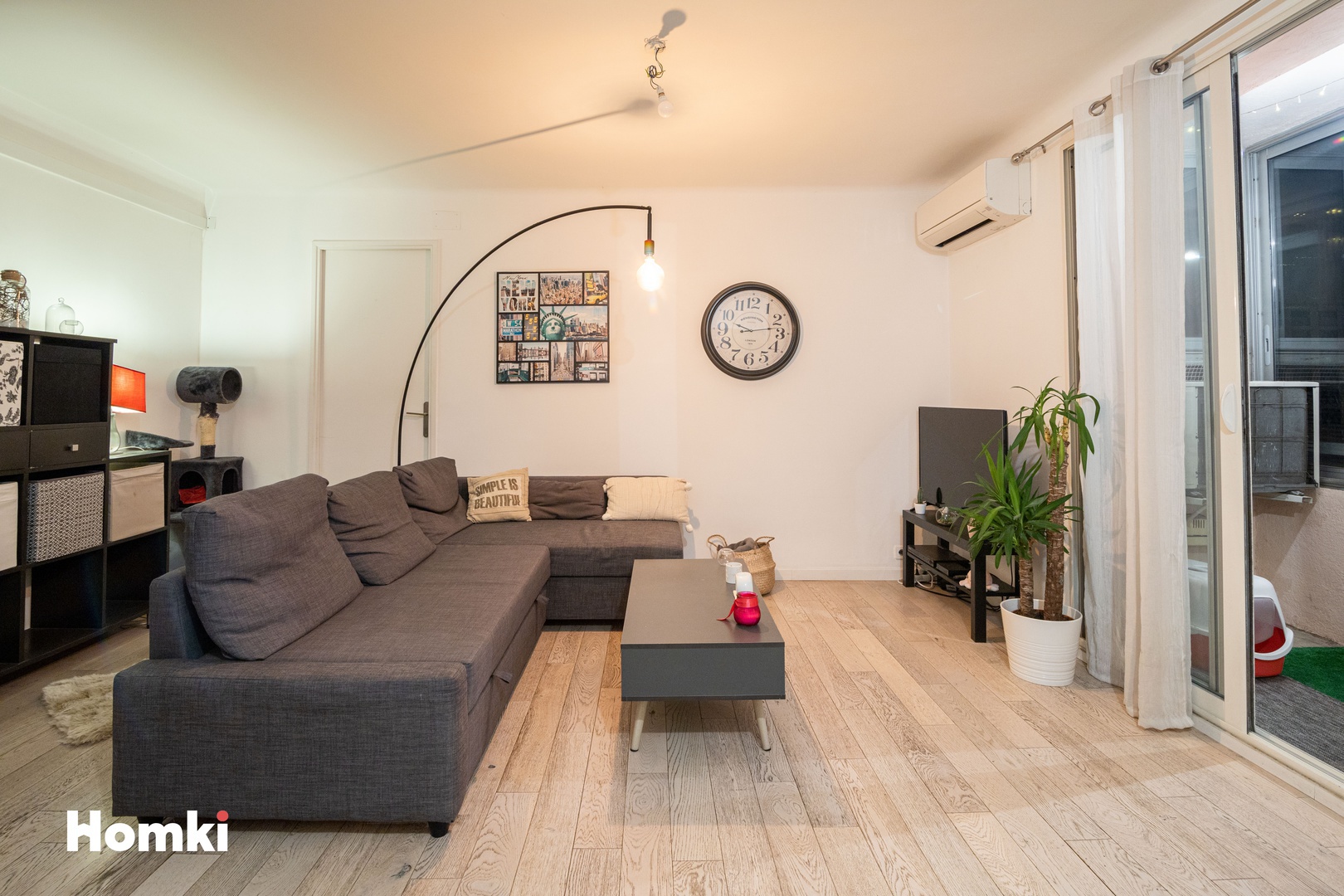Homki - Vente Appartement  de 51.0 m² à Marseille 13009
