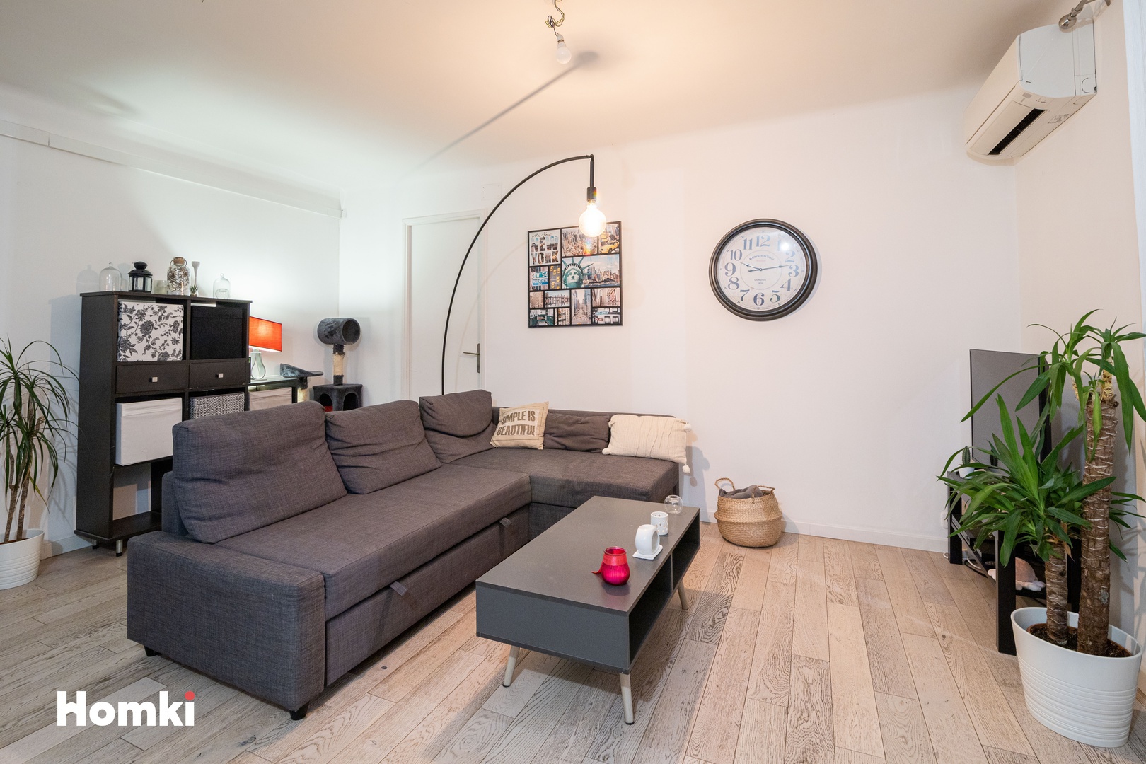Homki - Vente Appartement  de 51.0 m² à Marseille 13009