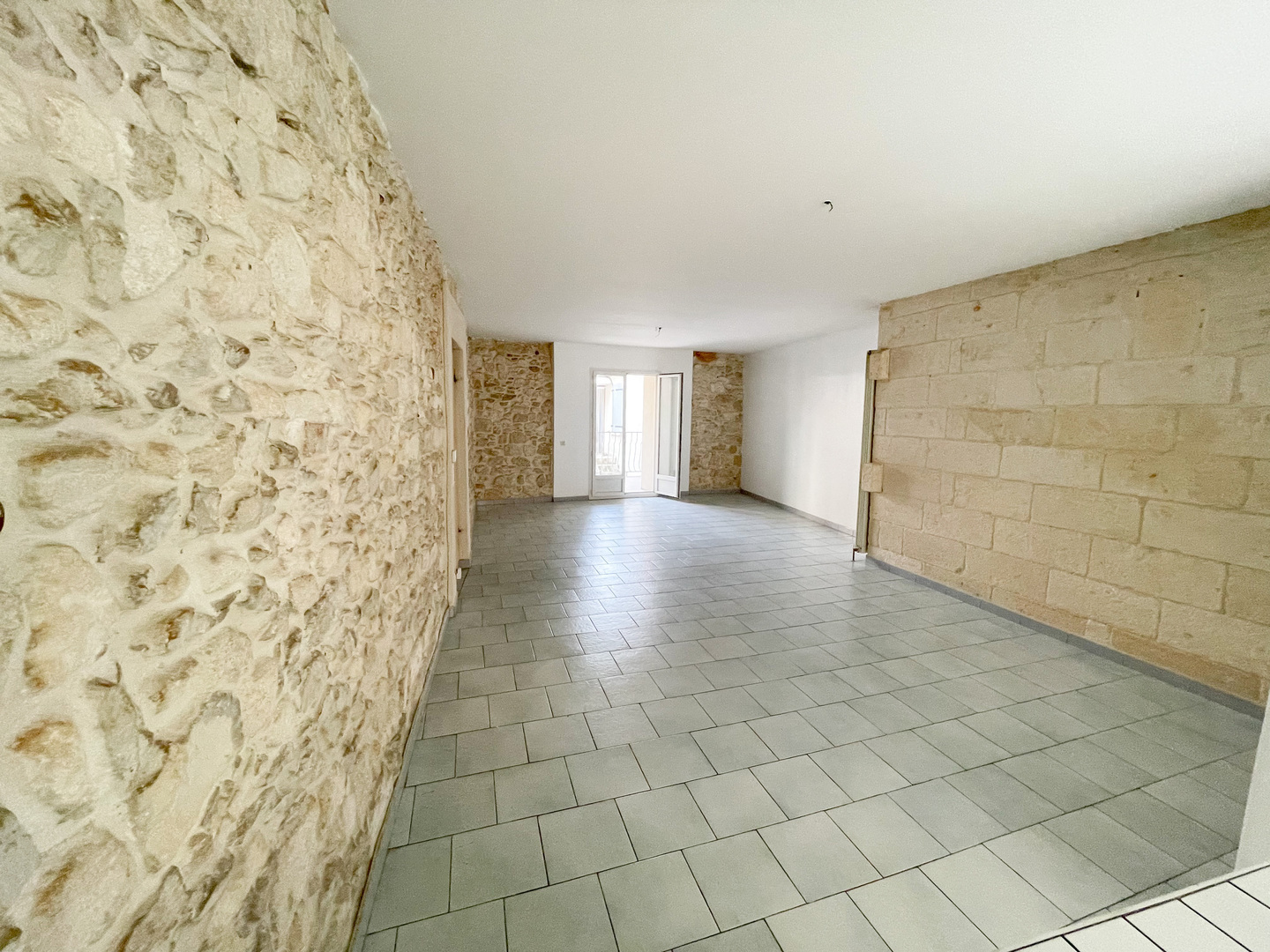 Homki - Vente Appartement  de 100.0 m² à Beaucaire 30300