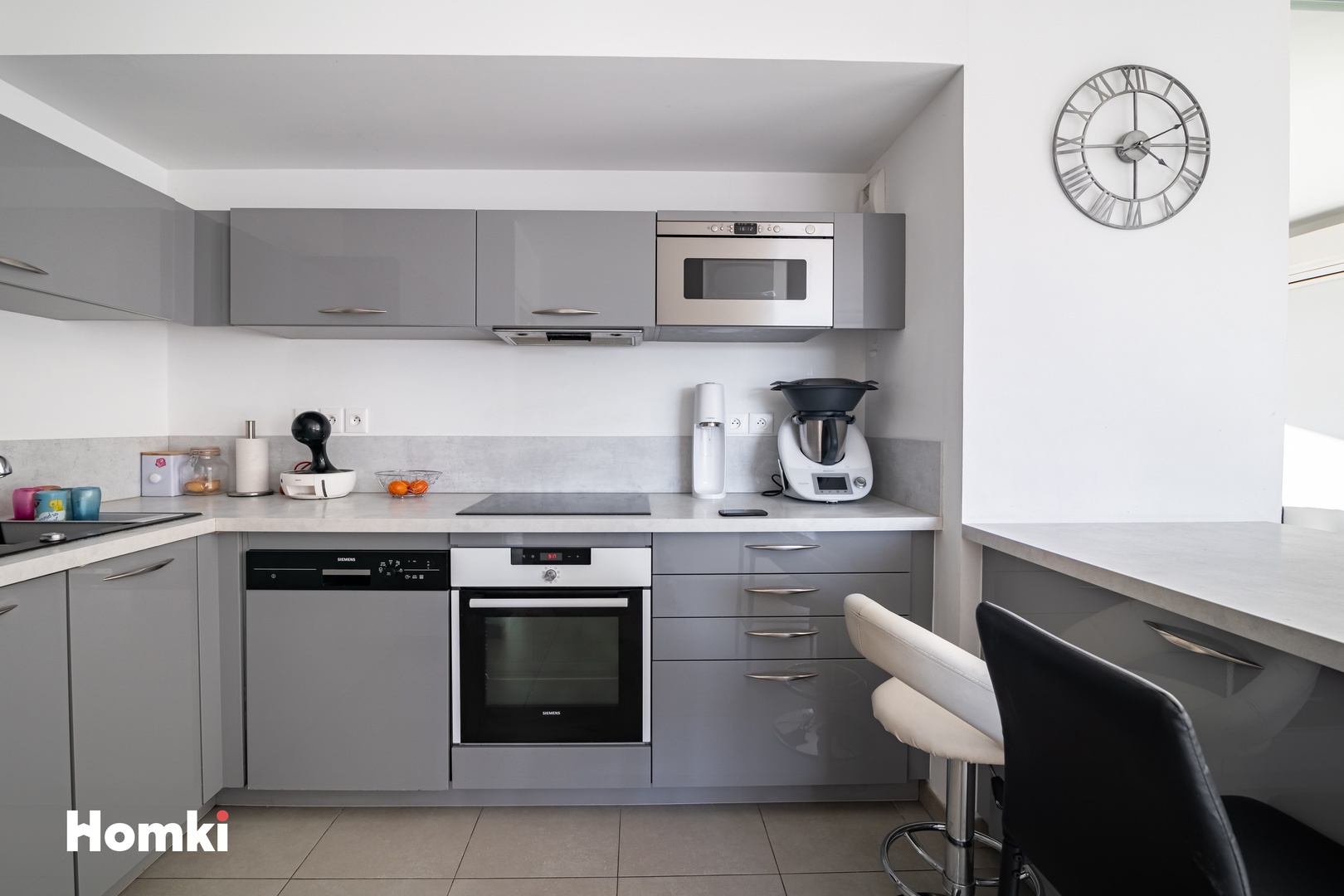 Homki - Vente Appartement  de 56.0 m² à Marseille 13008