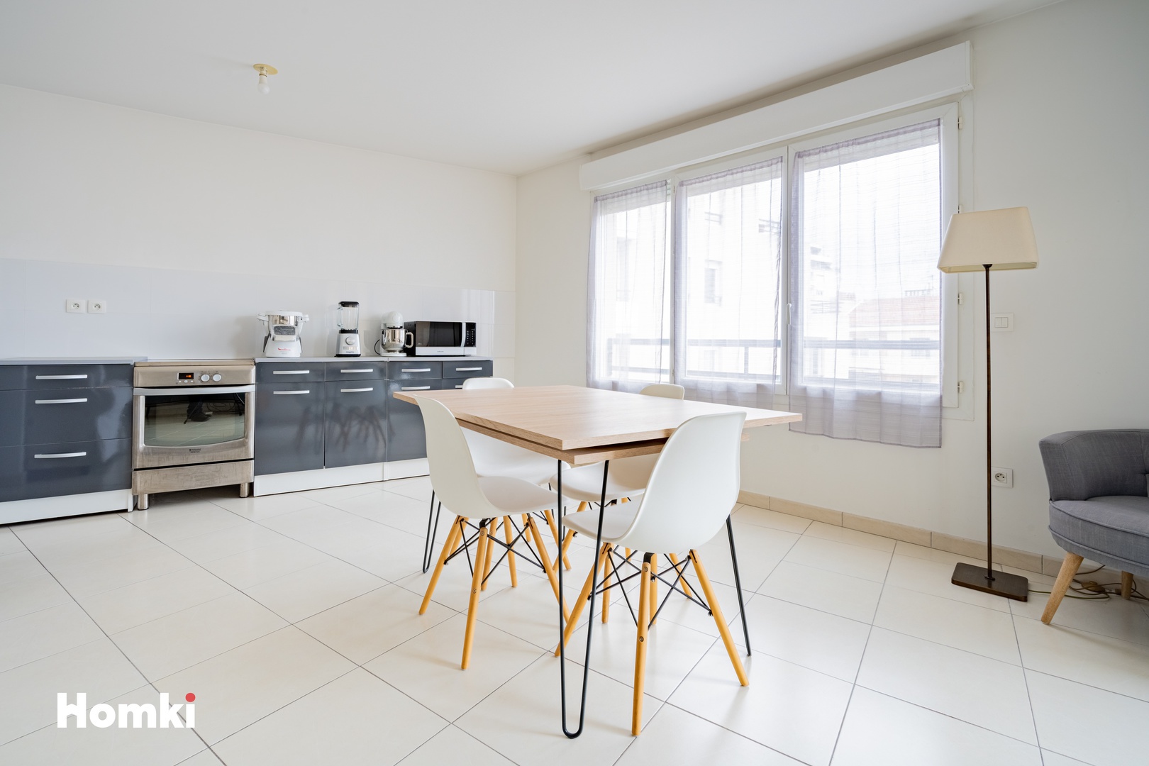 Homki - Vente Appartement  de 64.0 m² à Marseille 13008