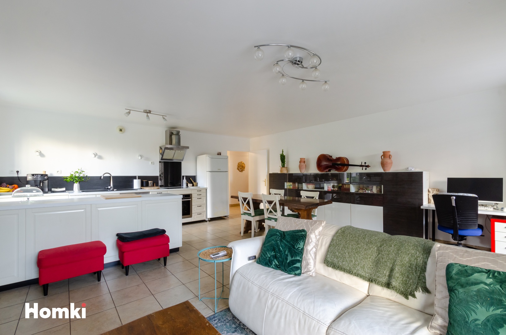 Homki - Vente Appartement  de 92.0 m² à Marseille 13015