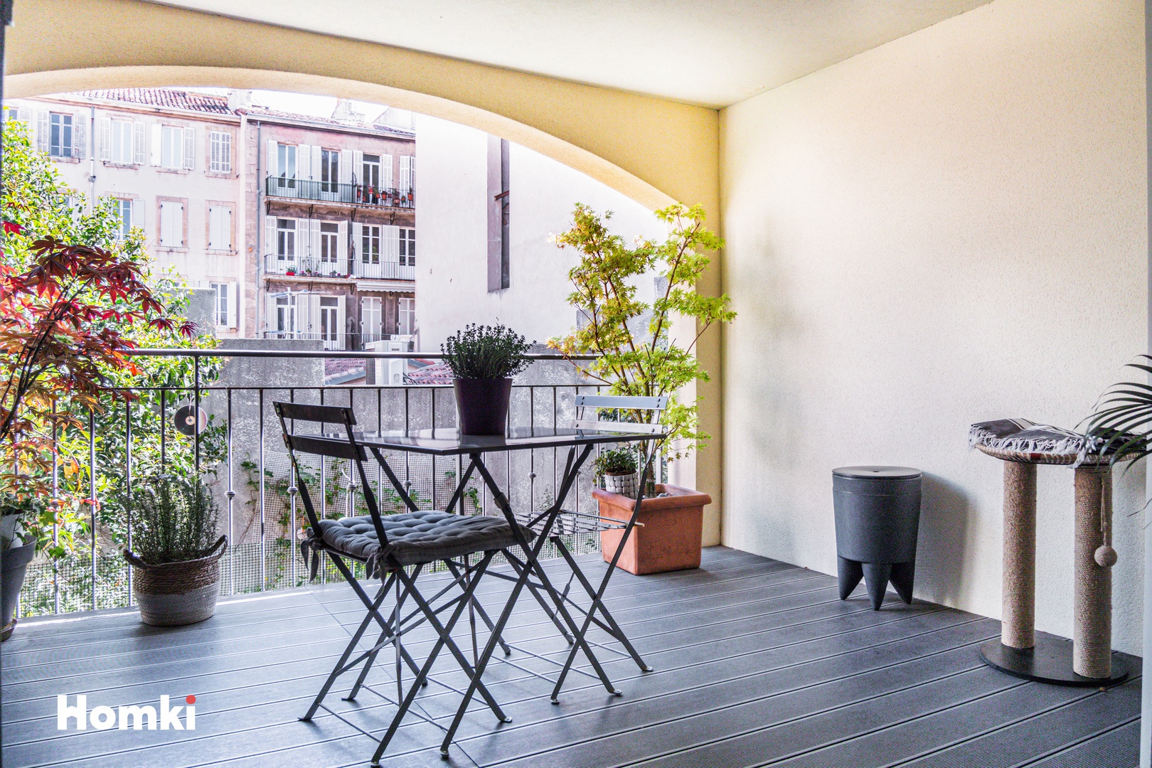 Homki - Vente Appartement  de 76.28 m² à Marseille 13001