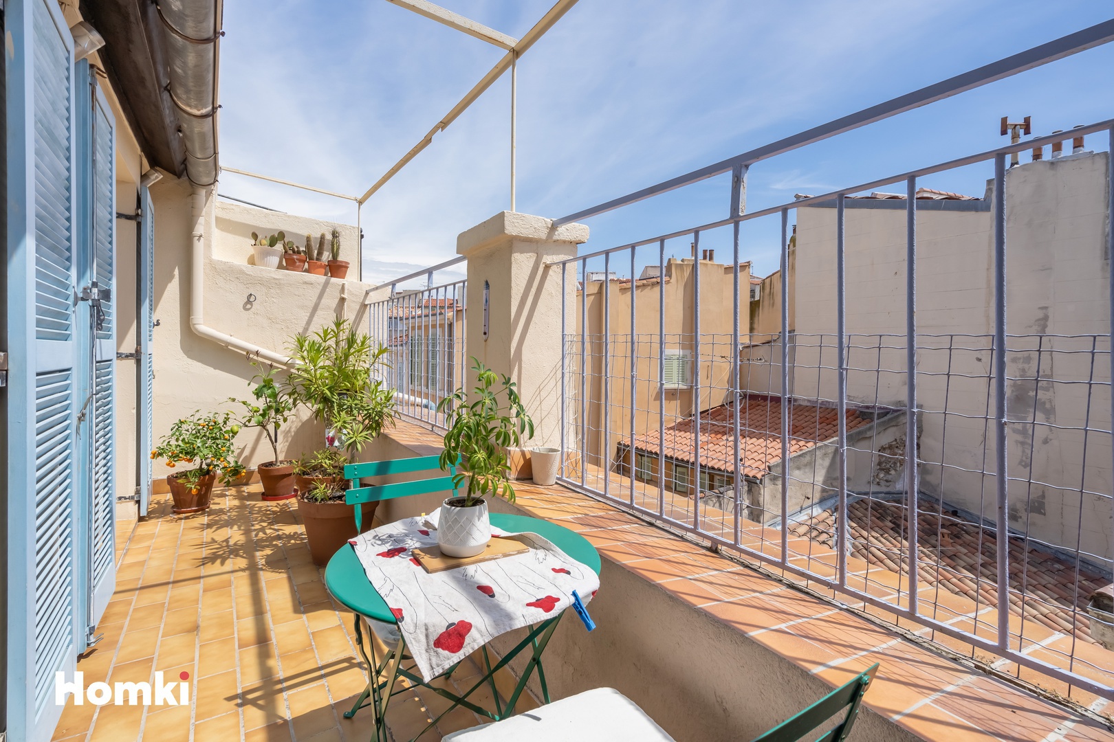 Homki - Vente Appartement  de 67.0 m² à Marseille 13002