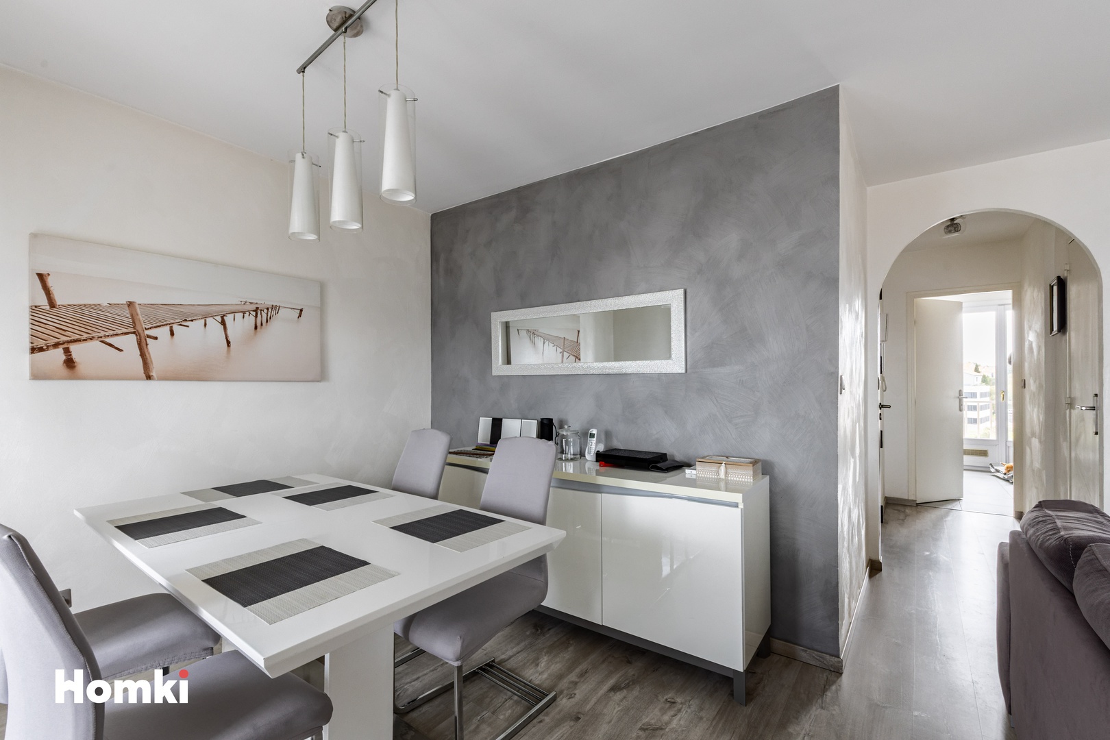 Homki - Vente Appartement  de 62.0 m² à Marseille 13004