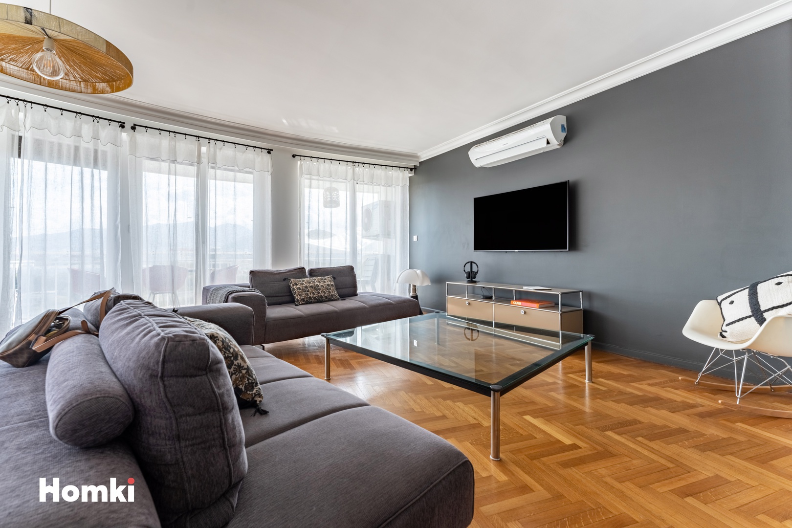 Homki - Vente Appartement  de 135.0 m² à Marseille 13008