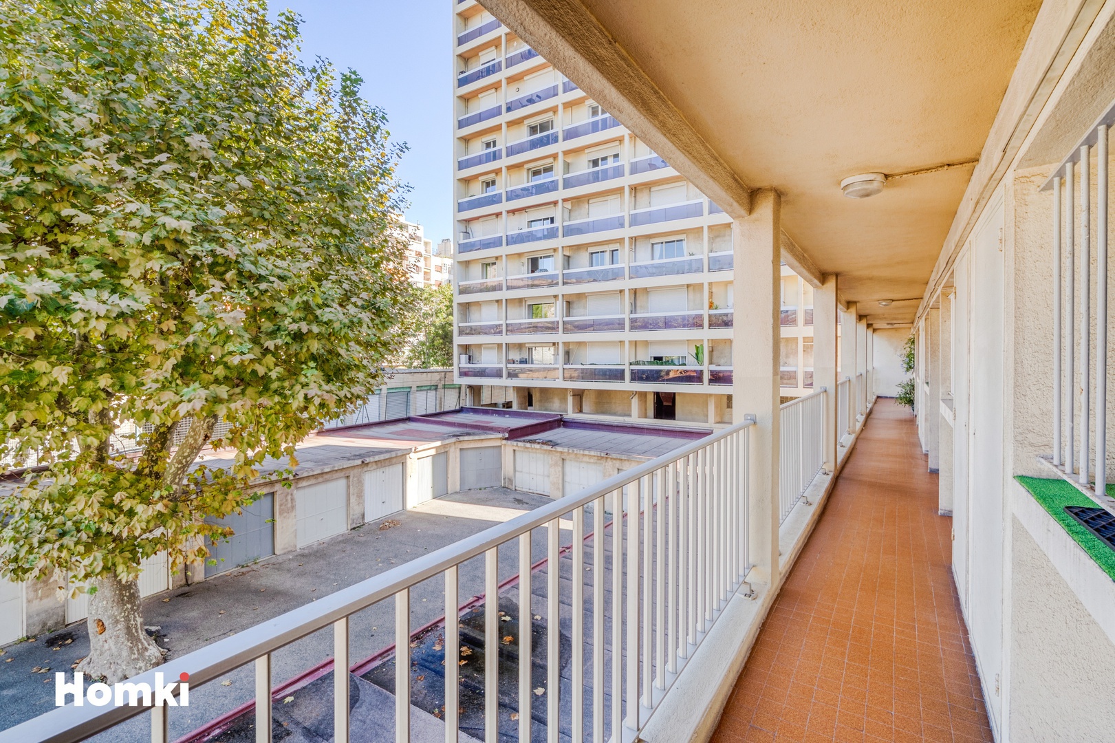Homki - Vente Appartement  de 58.0 m² à Marseille 13007