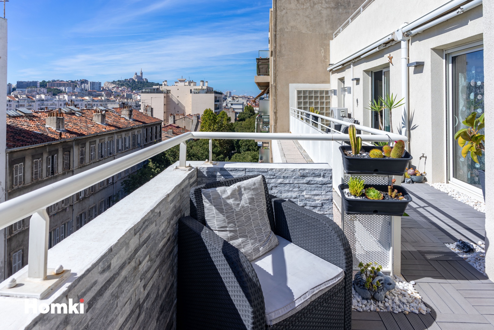 Homki - Vente Appartement  de 86.0 m² à Marseille 13006
