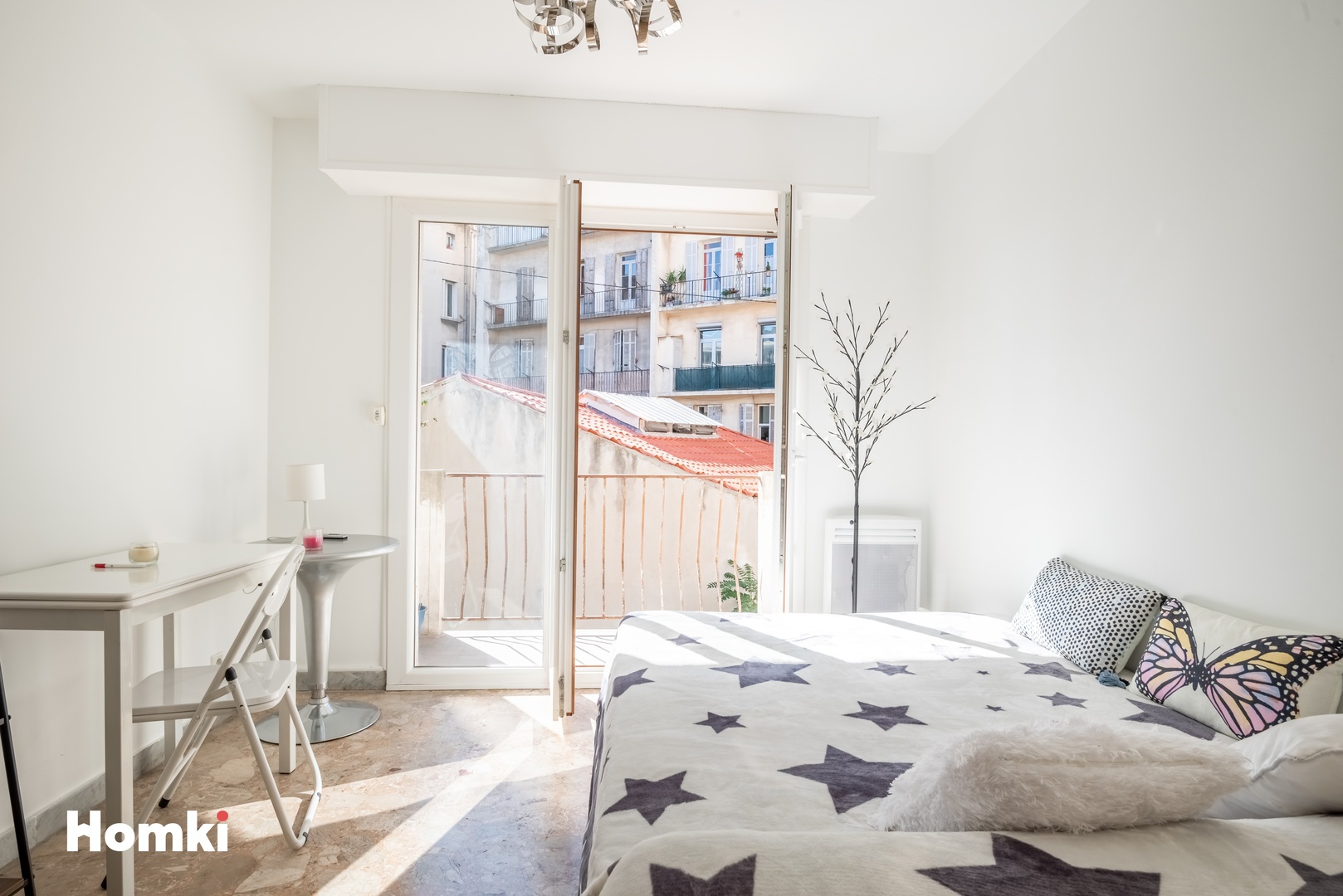 Homki - Vente Appartement  de 17.0 m² à Marseille 13004