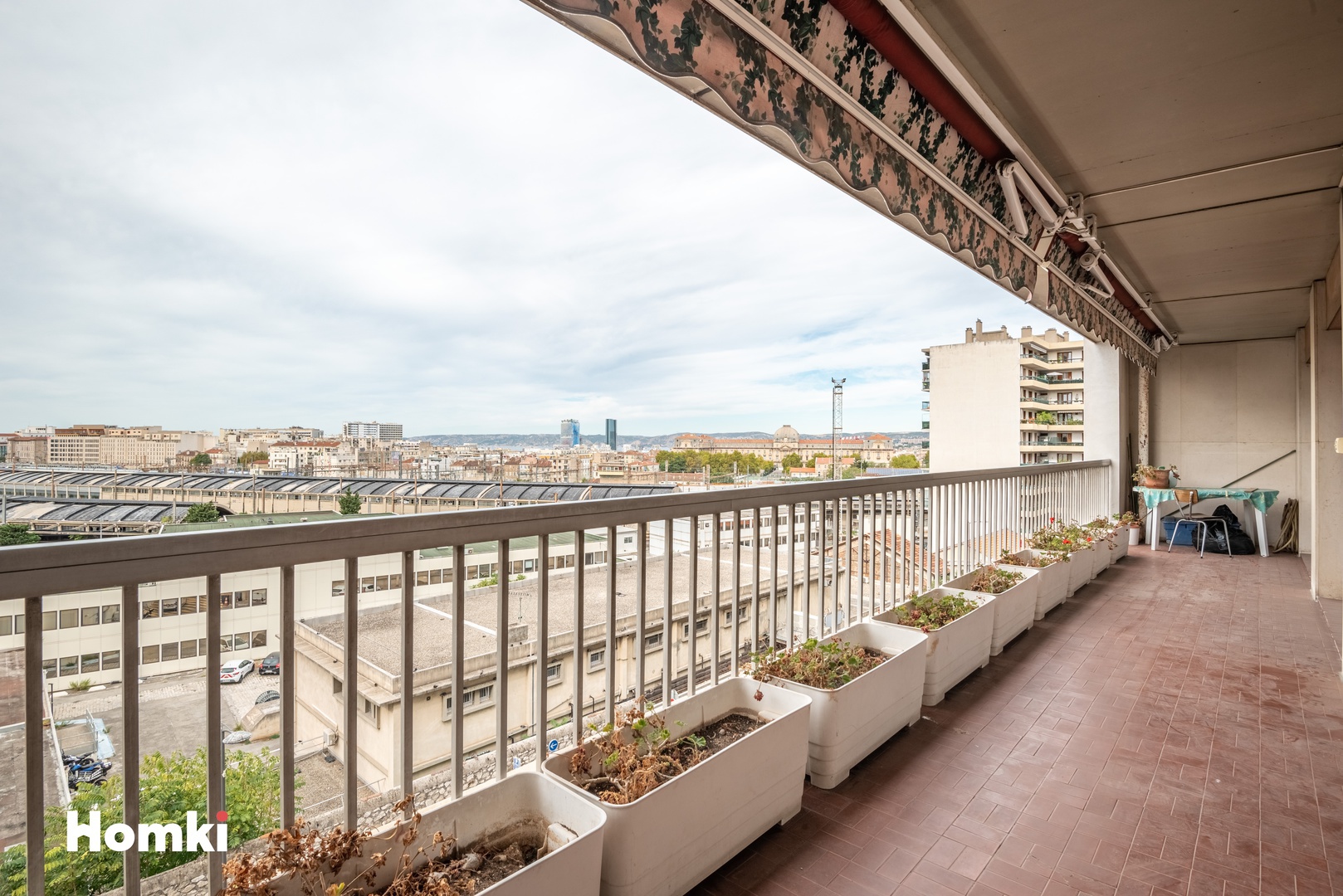 Homki - Vente Appartement  de 112.0 m² à Marseille 13001
