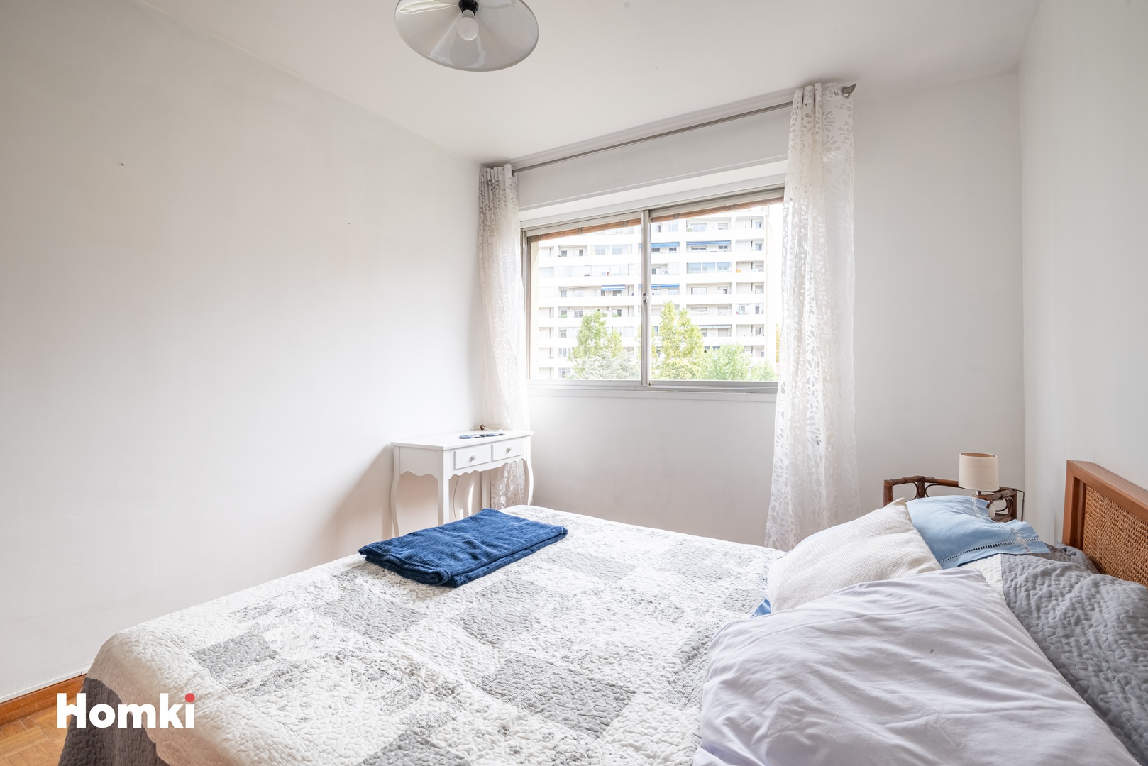 Homki - Vente Appartement  de 112.0 m² à Marseille 13001