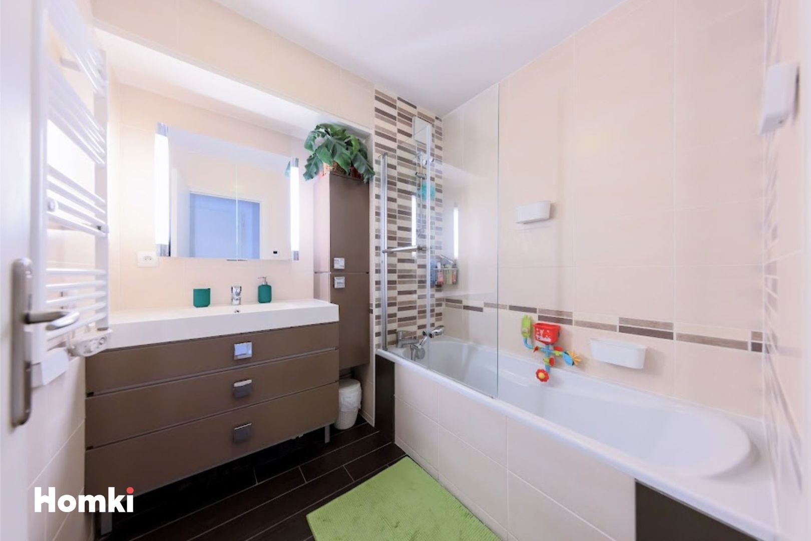 Homki - Vente Appartement  de 115.0 m² à Villeurbanne 69100