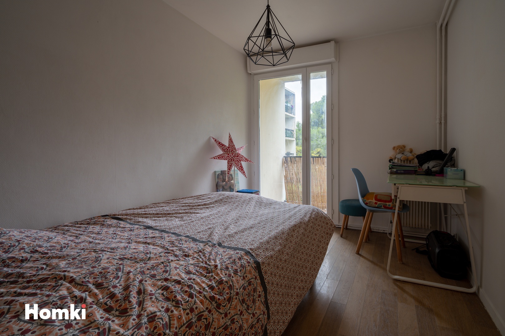 Homki - Vente Appartement  de 92.0 m² à Marseille 13008