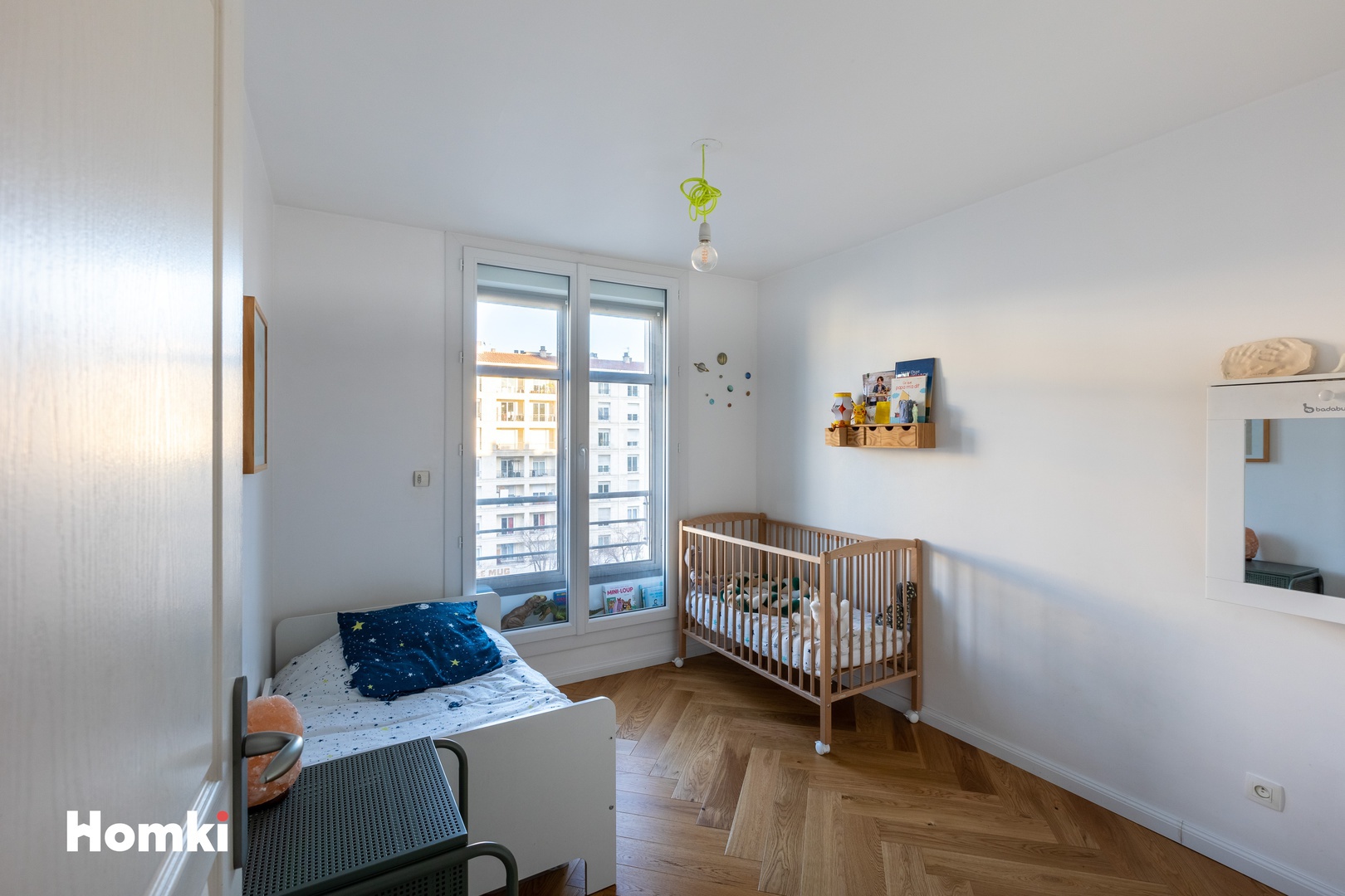 Homki - Vente Appartement  de 68.0 m² à Marseille 13008