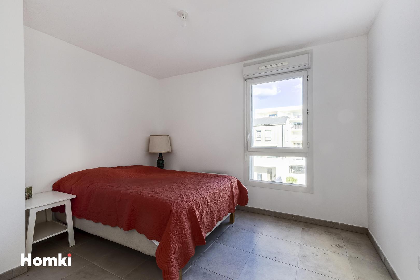 Homki - Vente Appartement  de 64.0 m² à Marseille 13014