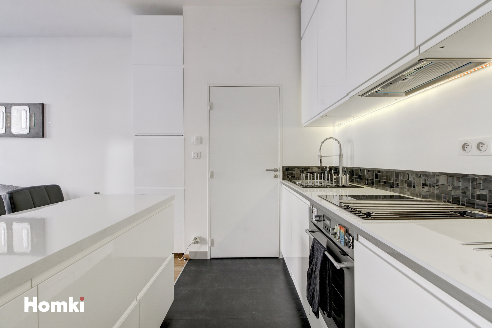 Homki - Vente Appartement  de 69.0 m² à Marseille 13002