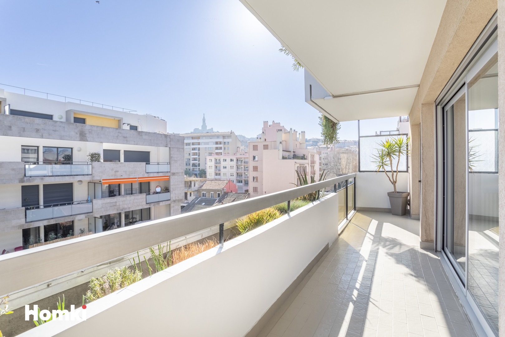 Homki - Vente Appartement  de 50.0 m² à Marseille 13007