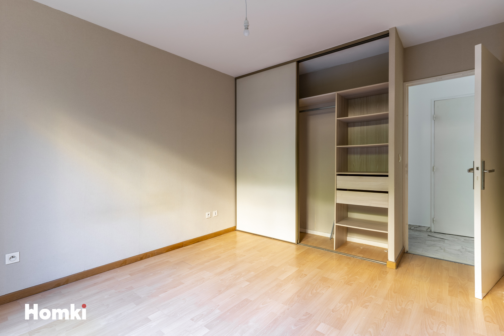Homki - Vente Appartement  de 58.0 m² à Nice 06200