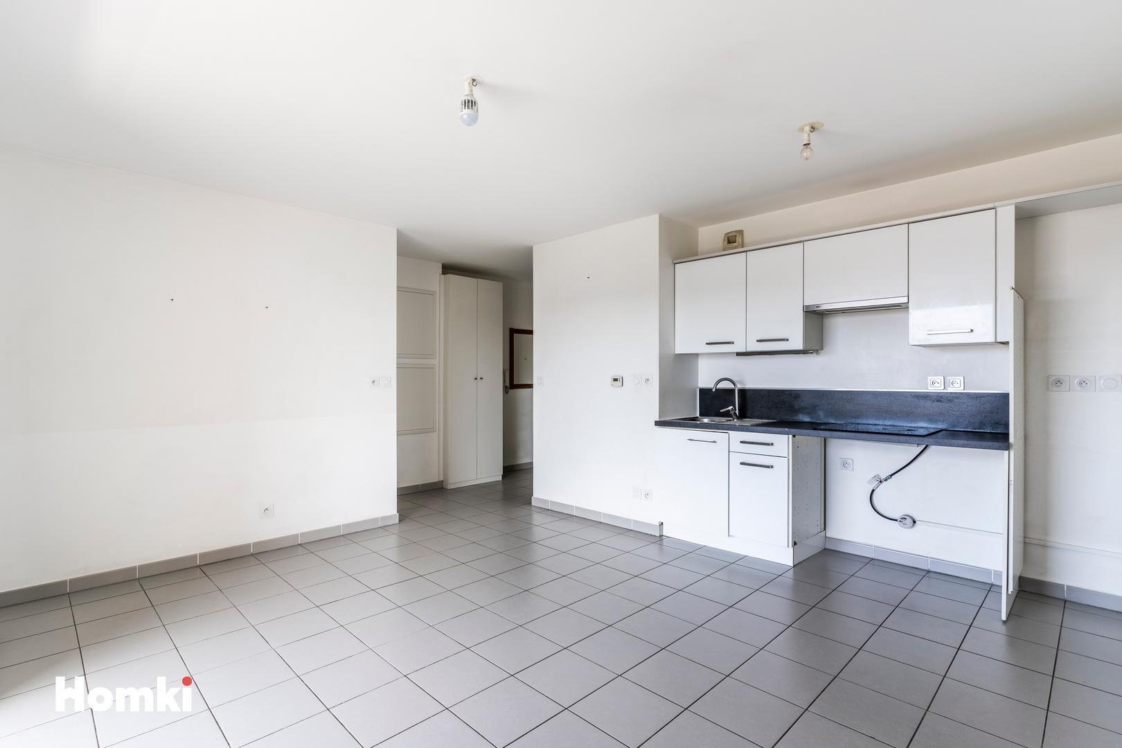 Homki - Vente Appartement  de 43.0 m² à Saint-Raphaël 83700